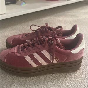 Adidas Gazelle Women's Sneakers - Mauve and Light Pink